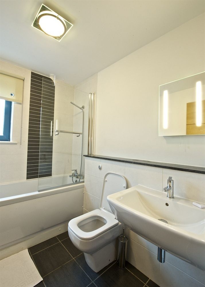 Dreamhouse Apartments Manchester City West Екстер'єр фото