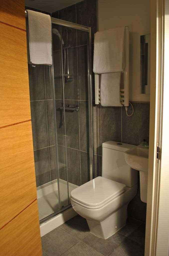 Dreamhouse Apartments Manchester City West Номер фото